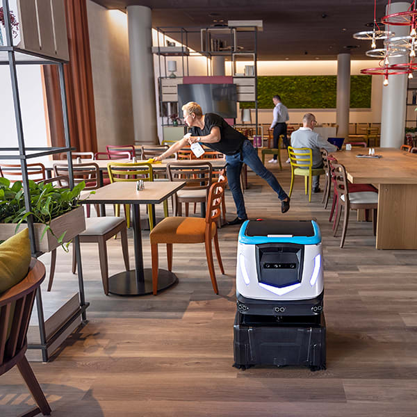robot-autonome-laveur-sol-cobot-france (13)