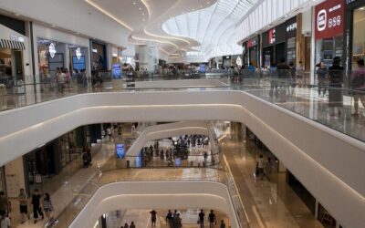 Pourquoi les centres commerciaux adoptent les robots de nettoyage autonomes ?