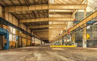 Robot de nettoyage industriel vs autolaveuse : calcul concret du ROI